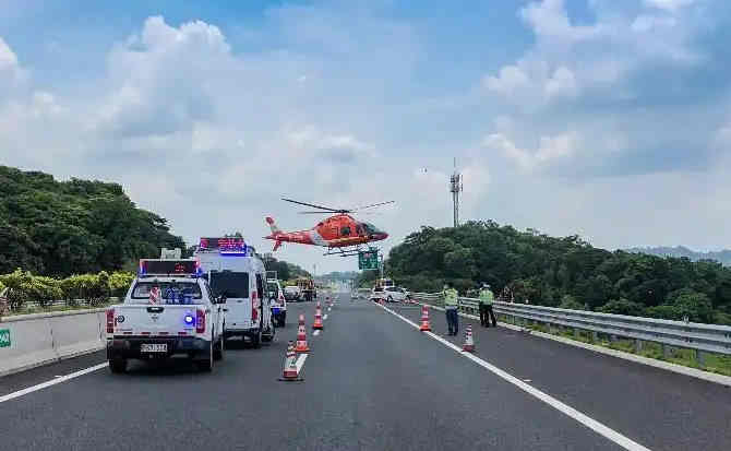 凤城高速公路汽车救援案例