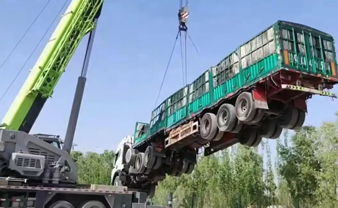 凤城道路脱困救援案例